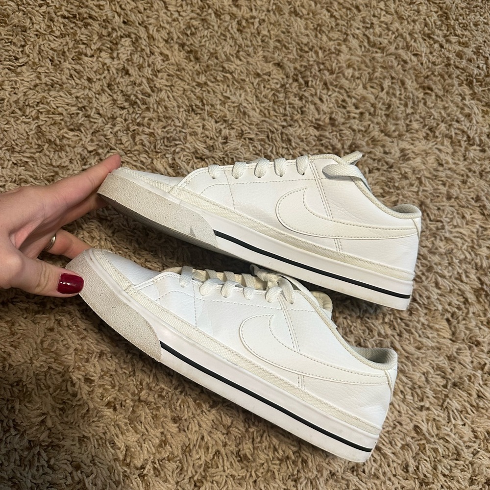 White Nike Court Legacy Sneakers - 8